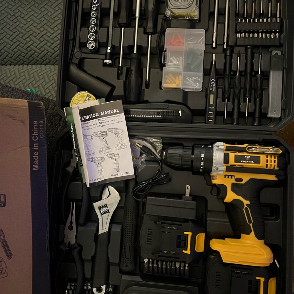 Teyang Yellow and Black Cordless Drill Set